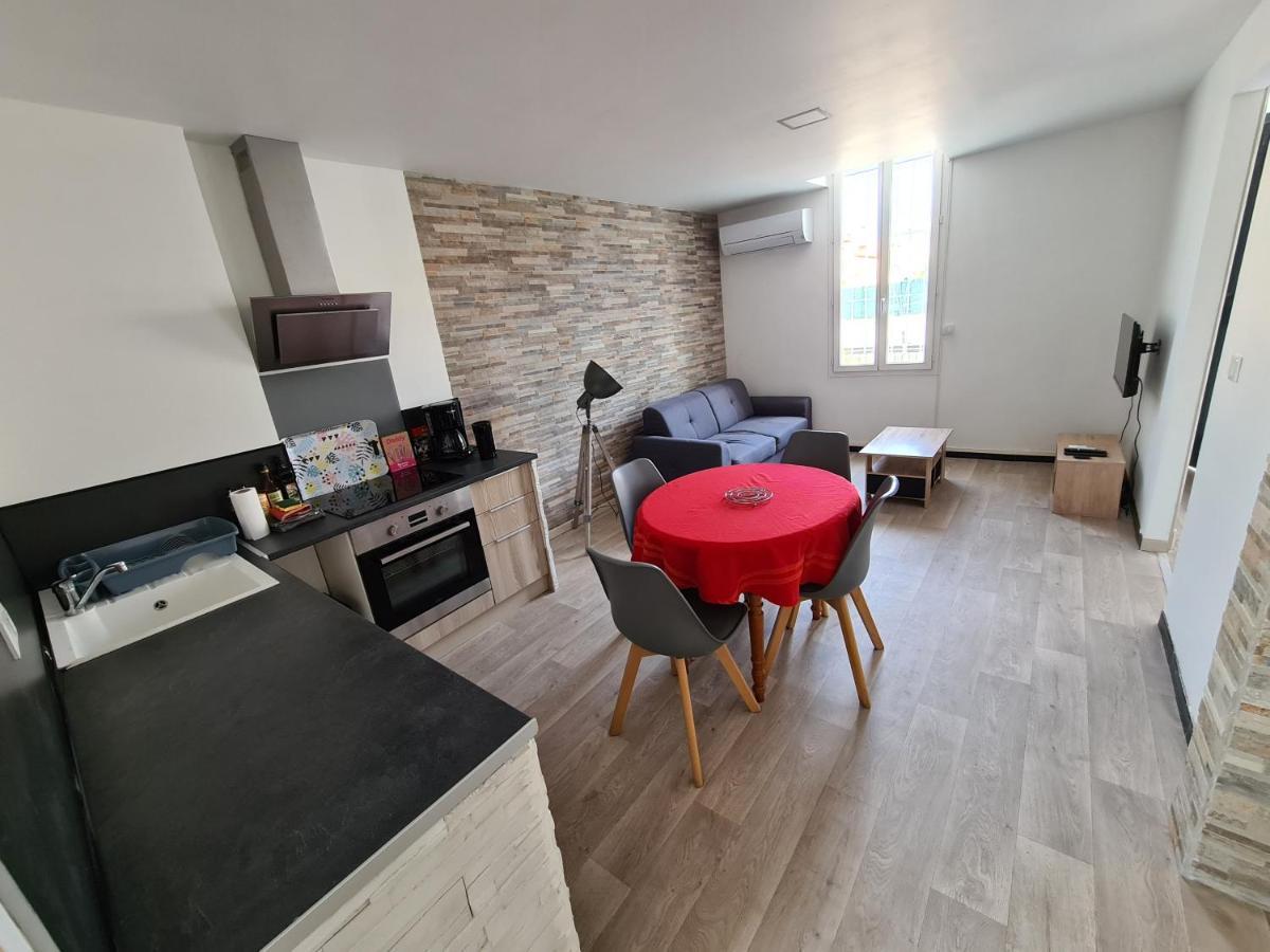 Appartement 60M2 Rdc Avec Jardin Saint-Génis Exteriör bild